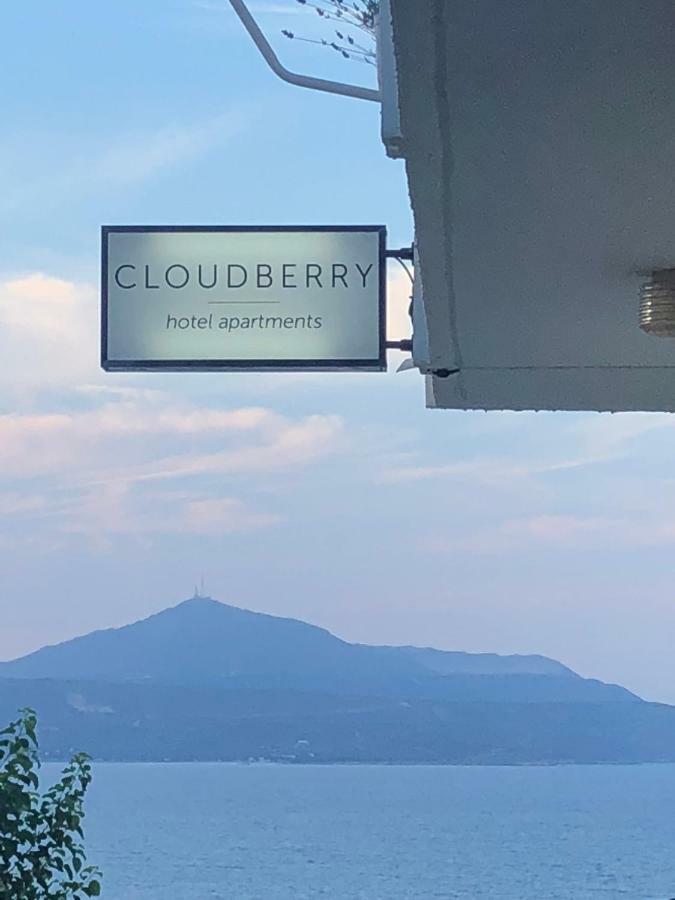 Cloudberry Apartment Kalyves Exterior photo